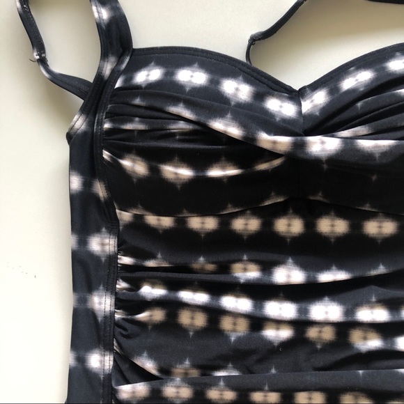 Niptuck Tummy Control Multi Cup Ruched Twist Front Size 6 Black Swimsuit - Picture 3 of 14